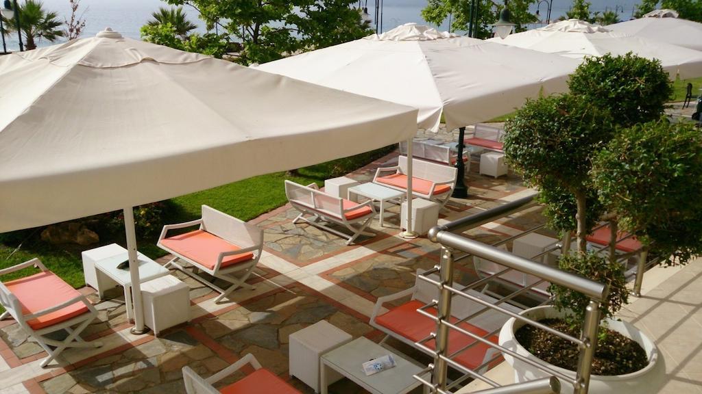 Villa Un Bel Posto Sea View เนอาวรัสนา ภายนอก รูปภาพ