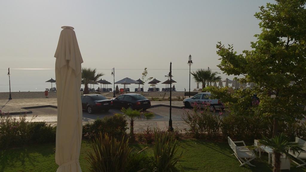 Villa Un Bel Posto Sea View เนอาวรัสนา ภายนอก รูปภาพ