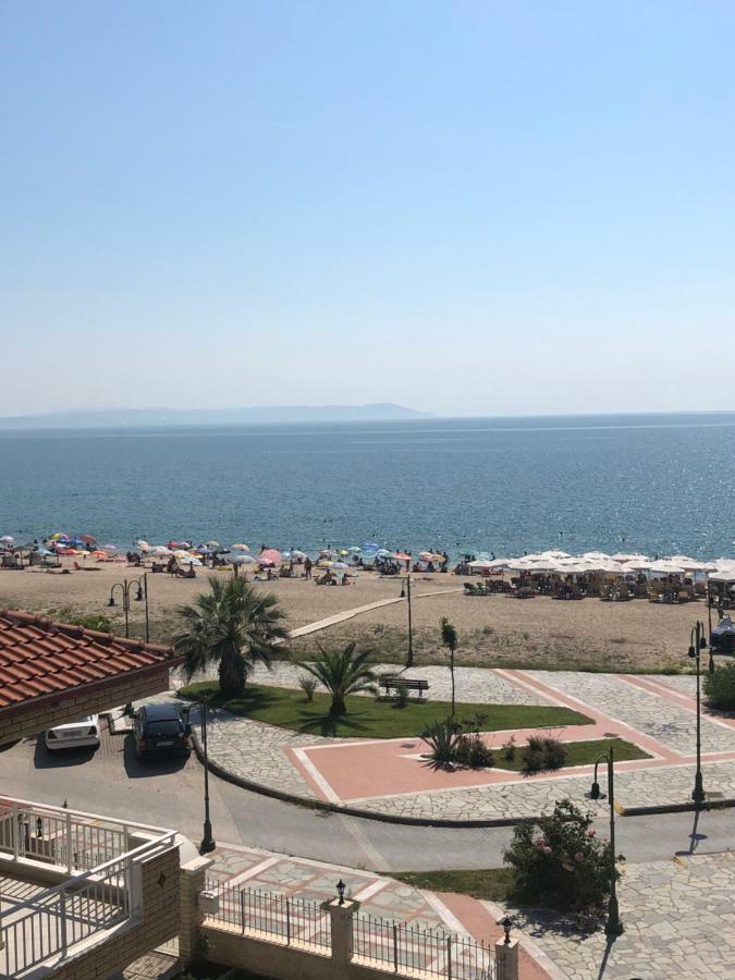 Villa Un Bel Posto Sea View เนอาวรัสนา ภายนอก รูปภาพ