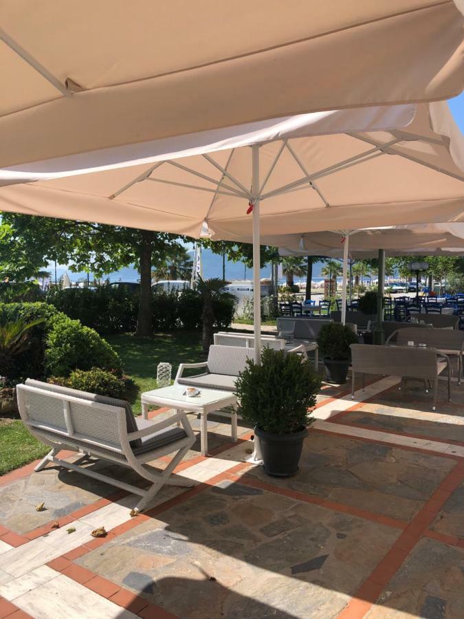 Villa Un Bel Posto Sea View เนอาวรัสนา ภายนอก รูปภาพ