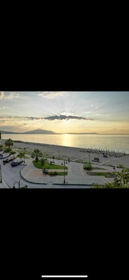 Villa Un Bel Posto Sea View เนอาวรัสนา ภายนอก รูปภาพ